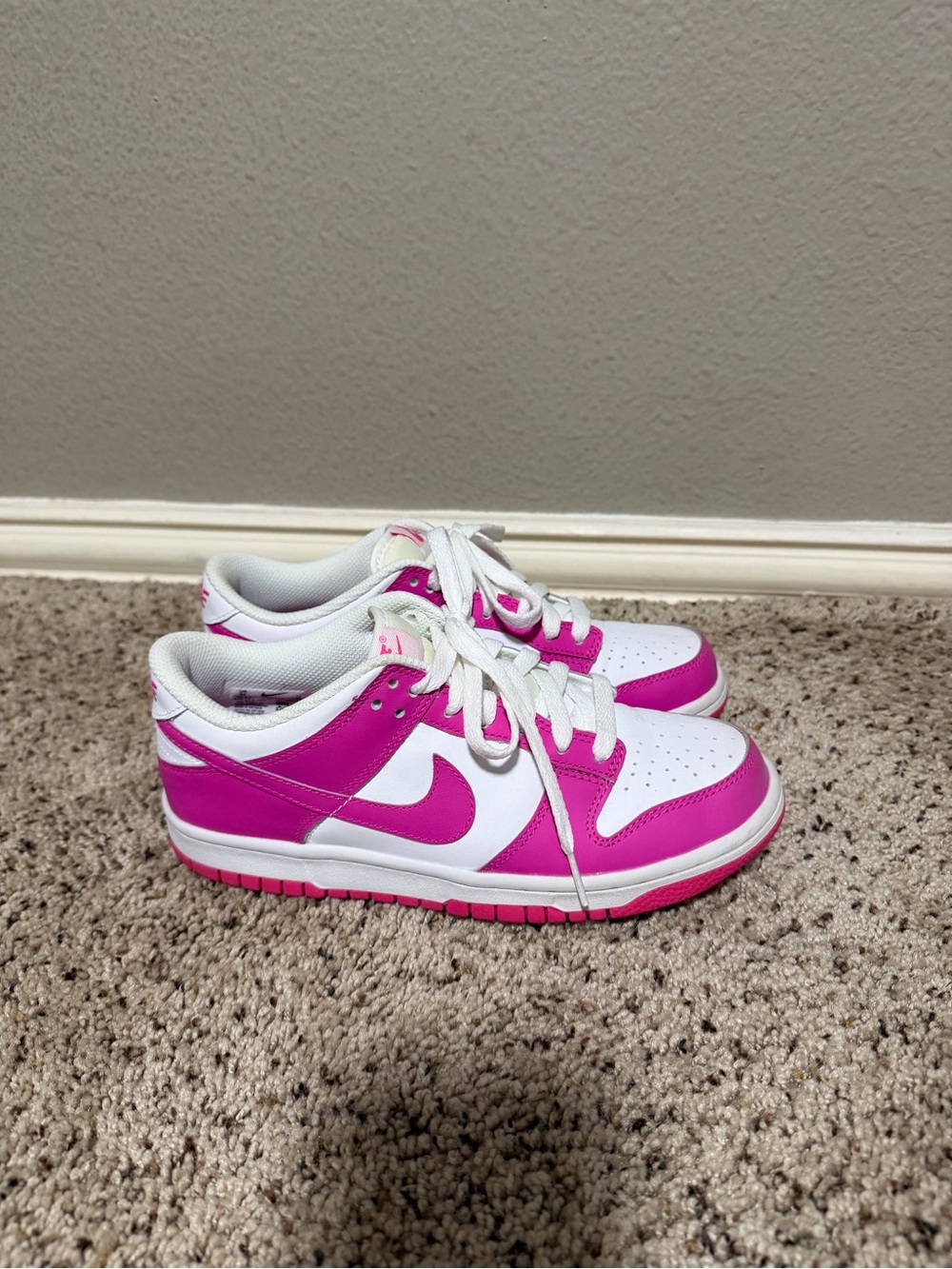 Nike Kids Pink and White Low-Top Sneakers